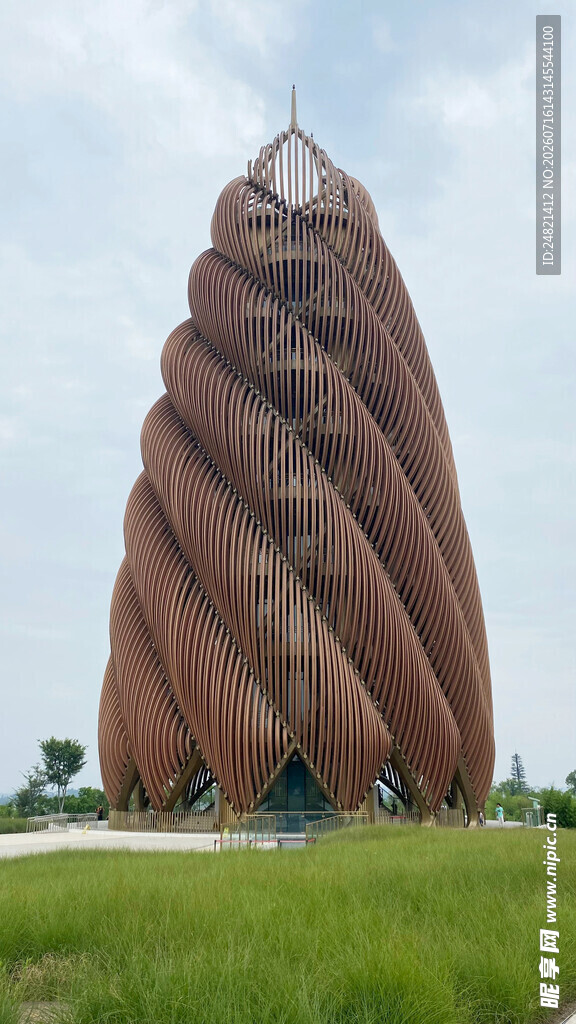 独特螺旋造型建筑