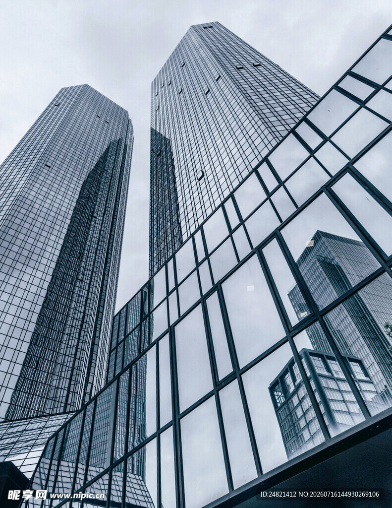 都市摩天大楼玻璃建筑景观