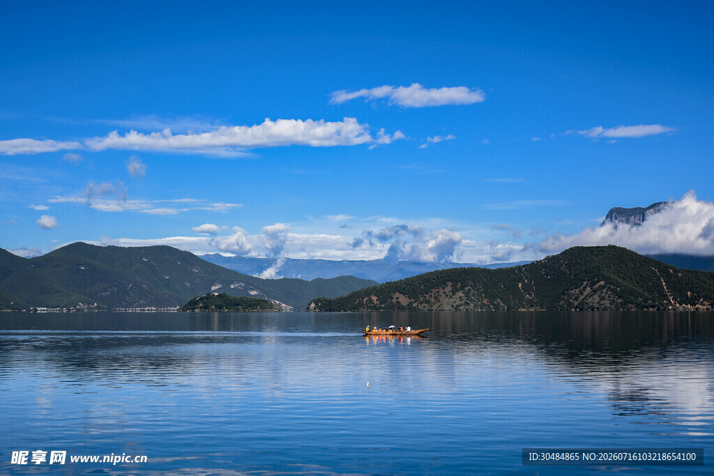泸沽湖湖景