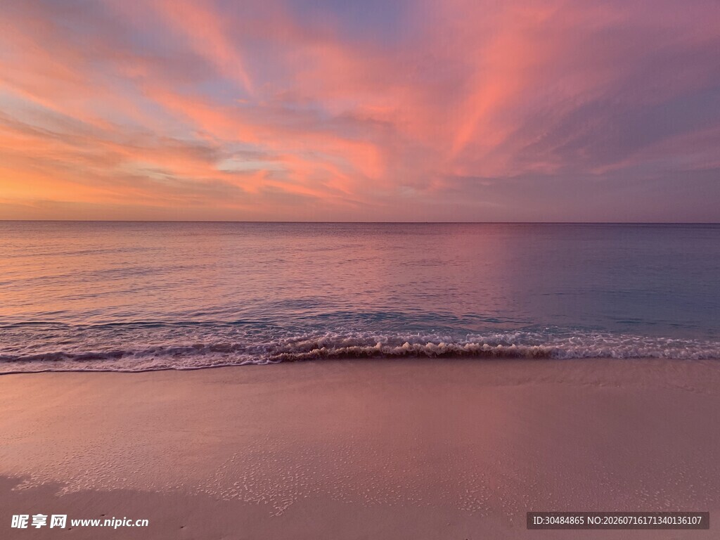 海边绝美日落沙滩风景