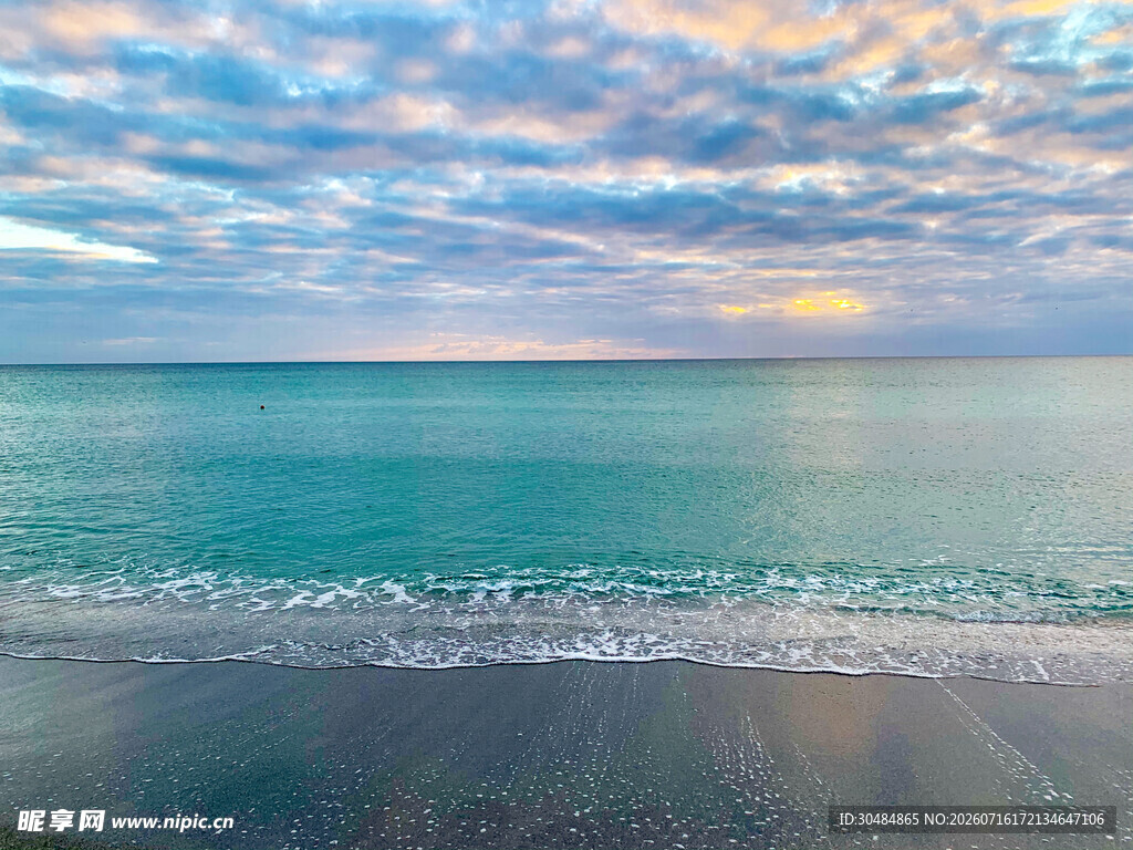 海边日出美景