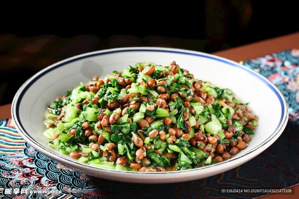 豆子炒菜心