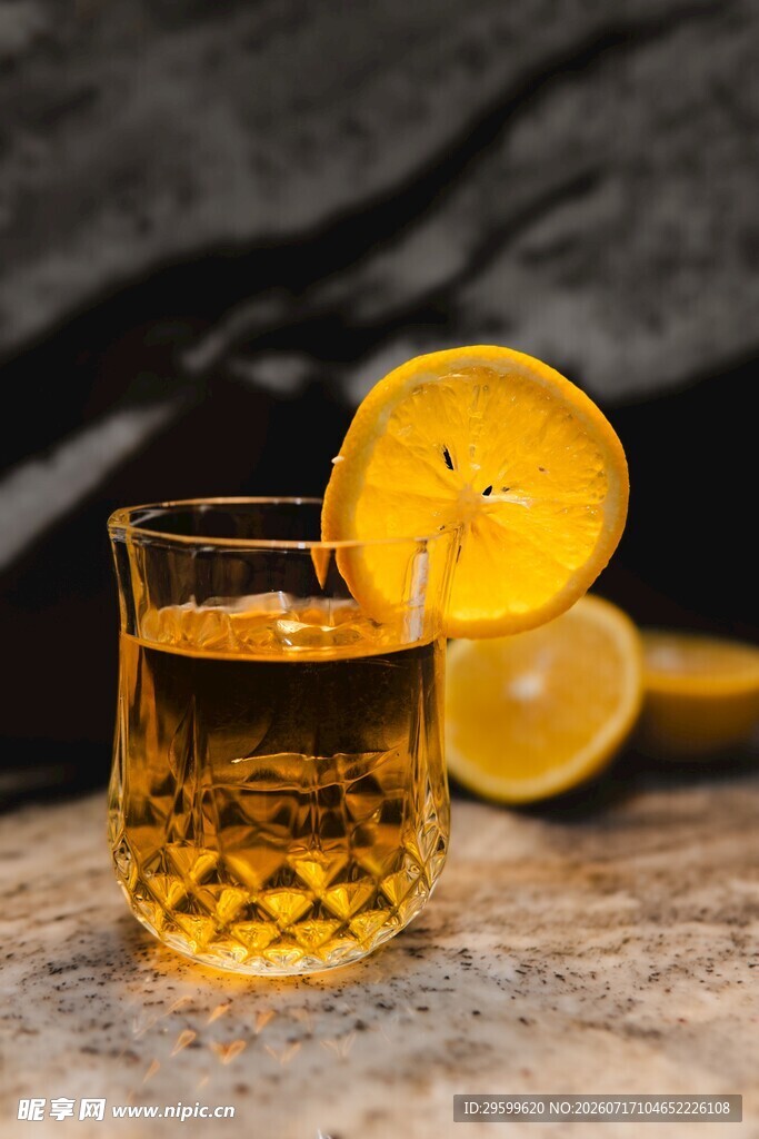 柠檬配酒