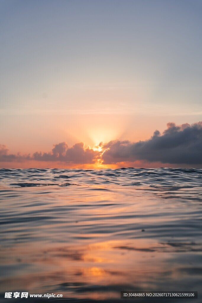 海上日出美景