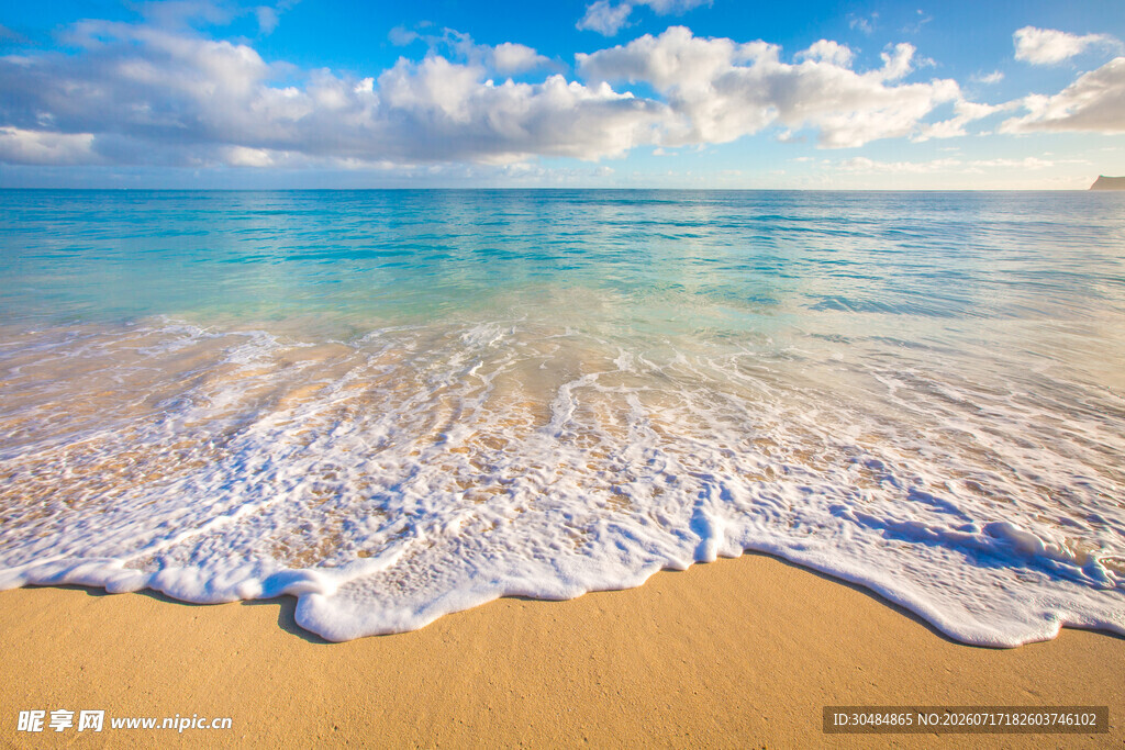 海边沙滩海浪美景