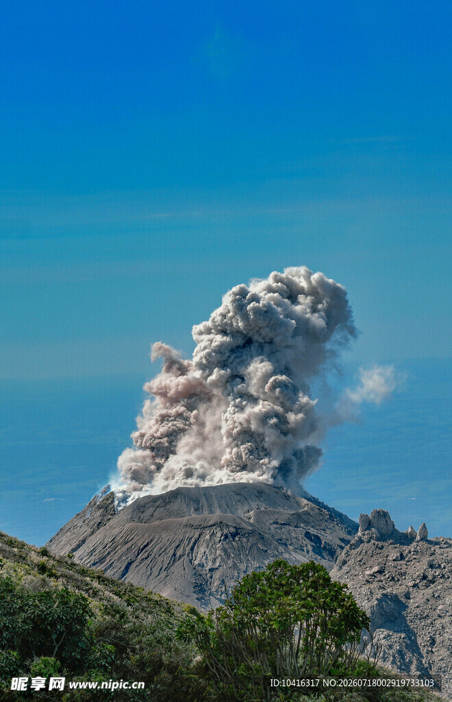 圣玛丽亚火山喷发