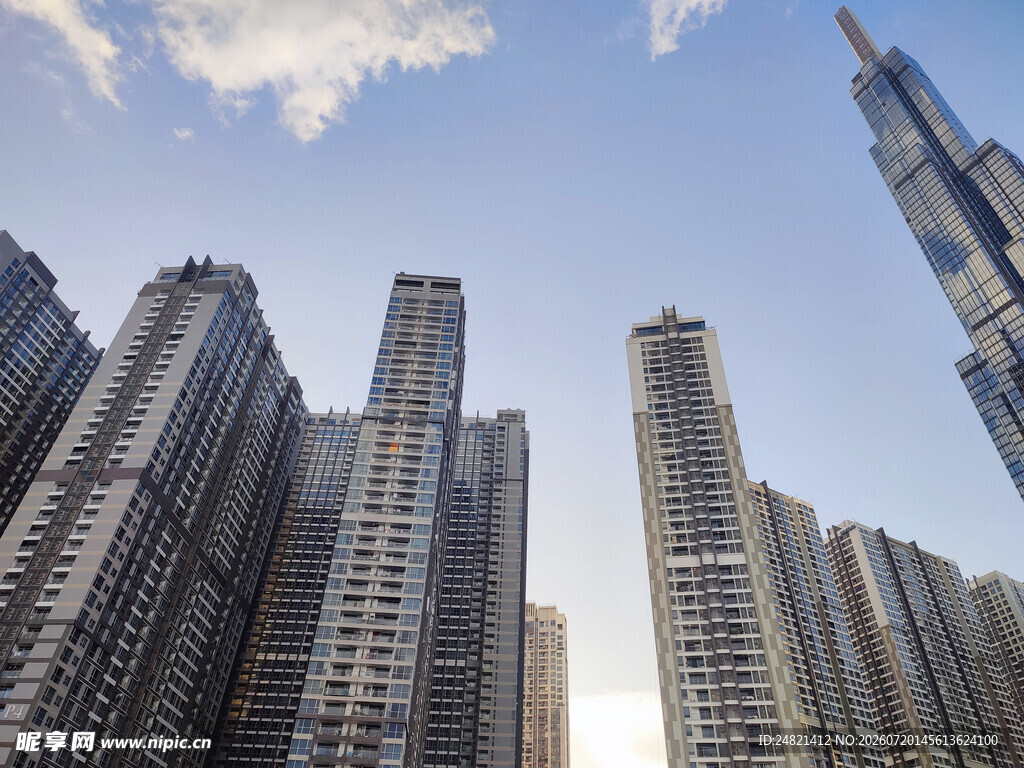都市高楼林立的壮观景象