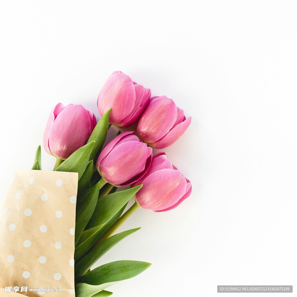 粉色郁金香花束