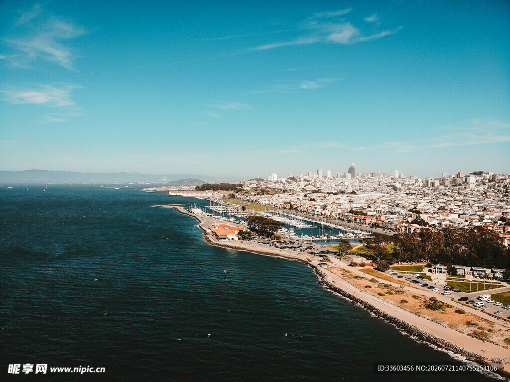 海滨城市风光俯瞰