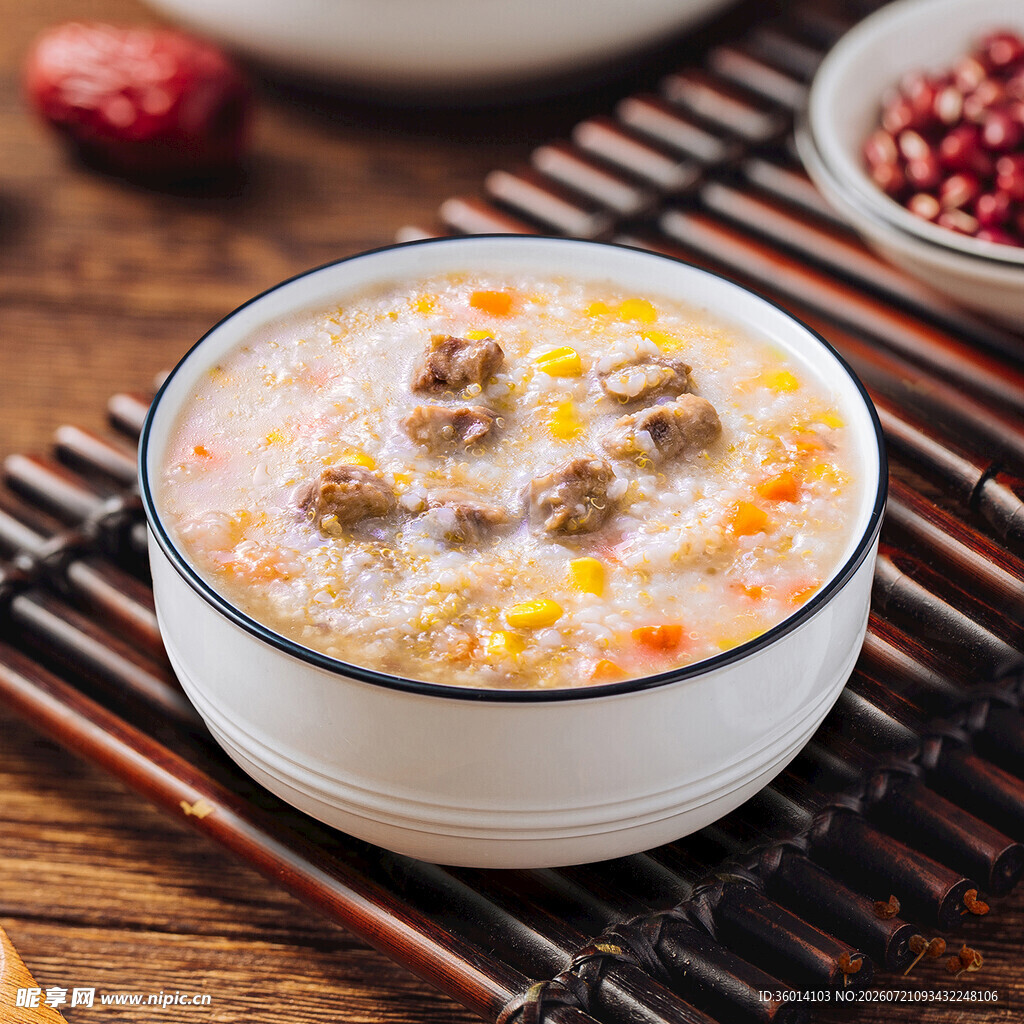 美味肉丸玉米粥