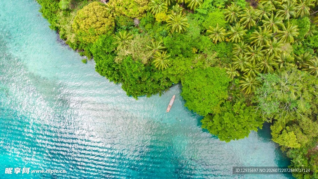 俯瞰海岸