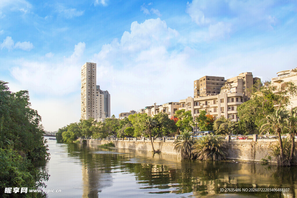 河畔城市风光美景