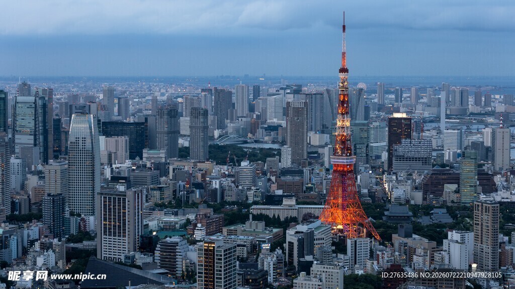 东京城市天际线与塔景