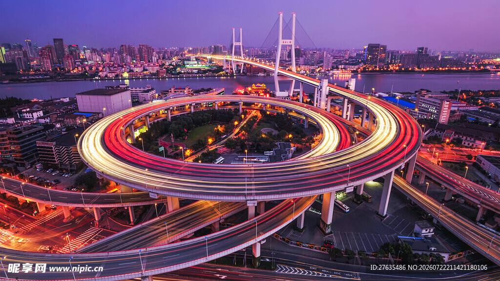 城市立交桥绚丽夜景