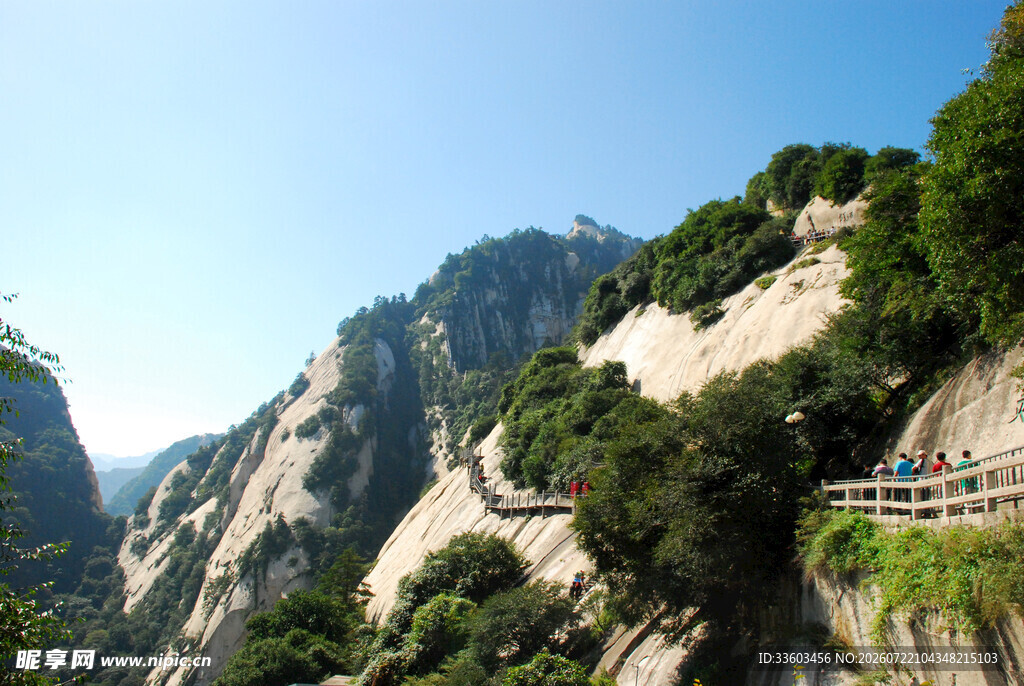 险峻华山风光