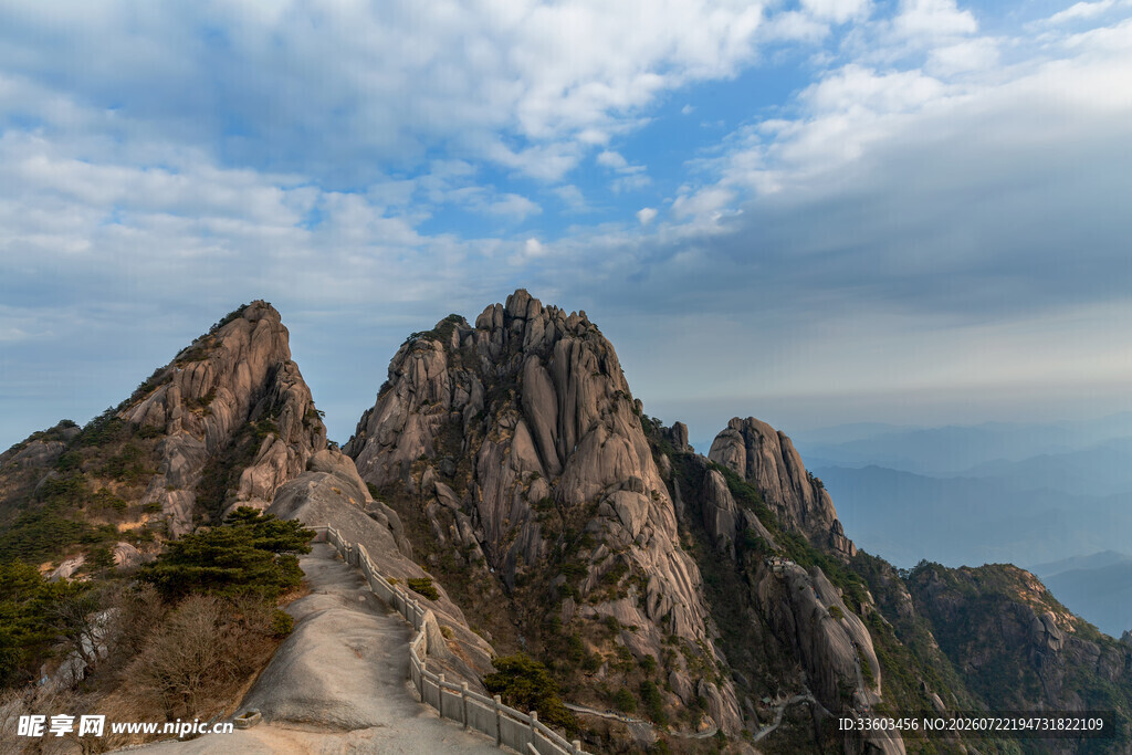 壮丽黄山奇峰美景