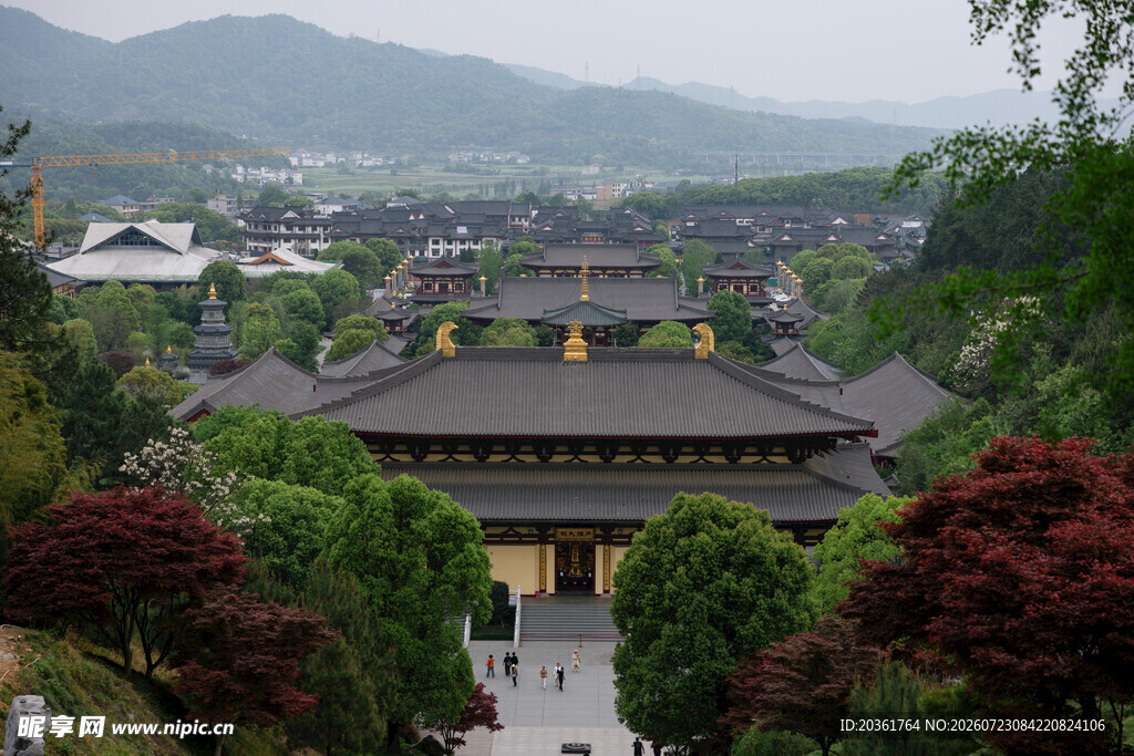 古寺全景