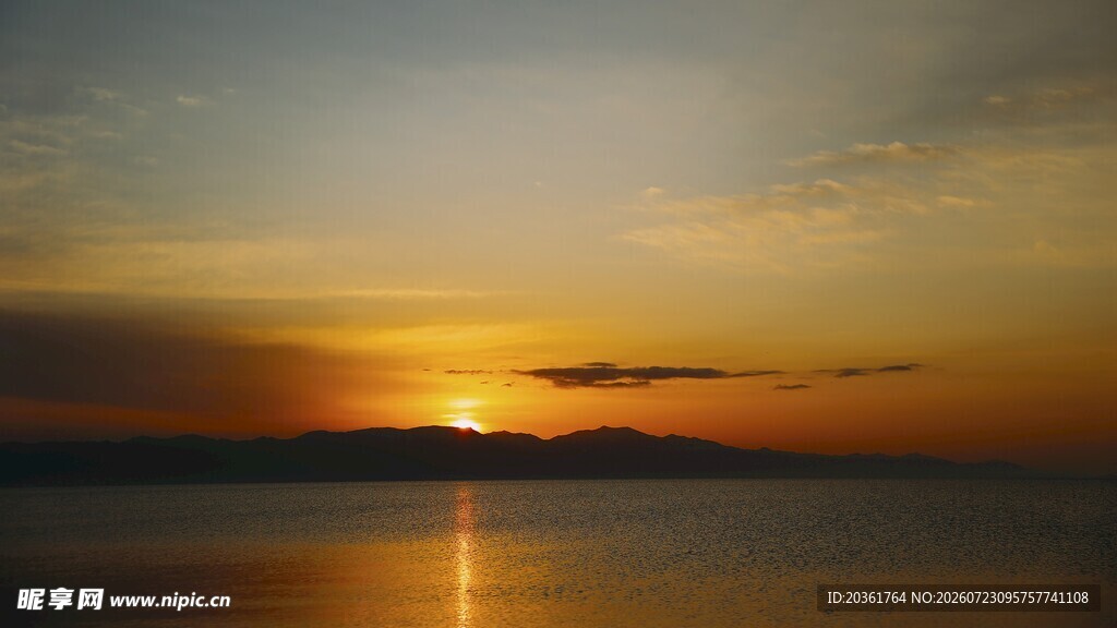 海上日落美景