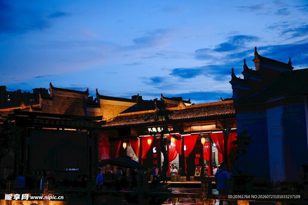古建夜景