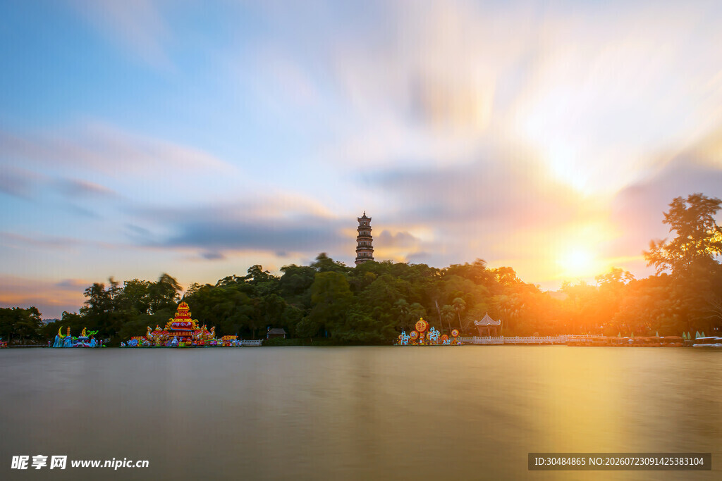 广东惠州西湖落日背景
