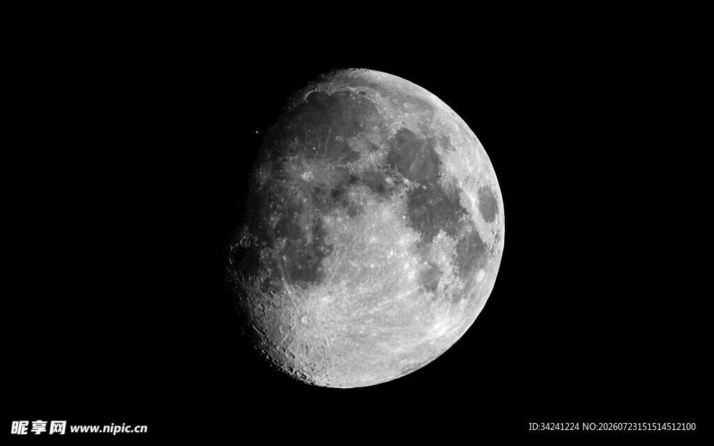 夜空中的半圆月亮