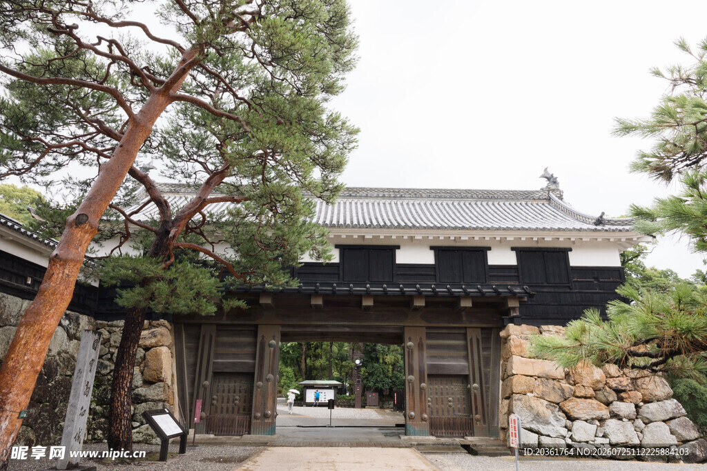 日式传统建筑大门景观