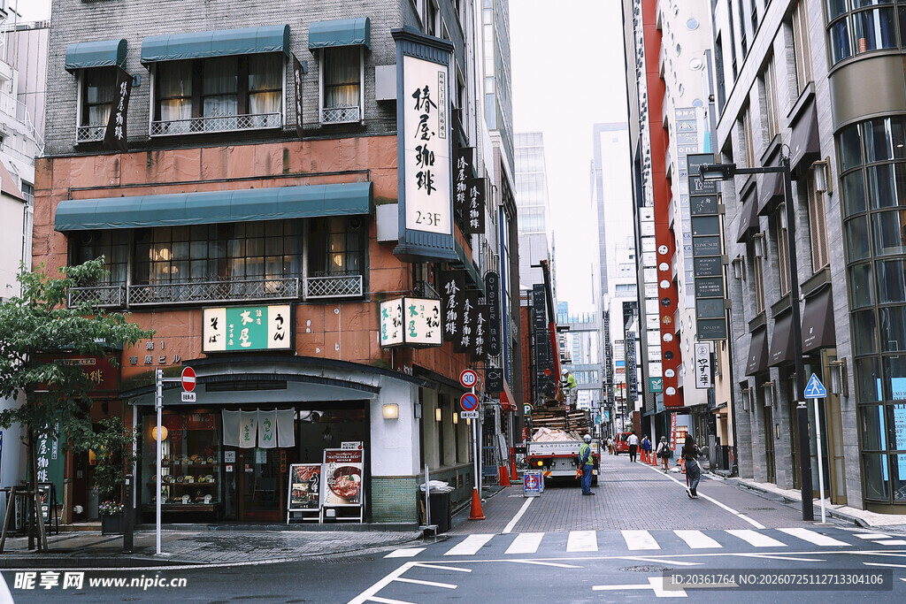 日本街头的宁静街道景象
