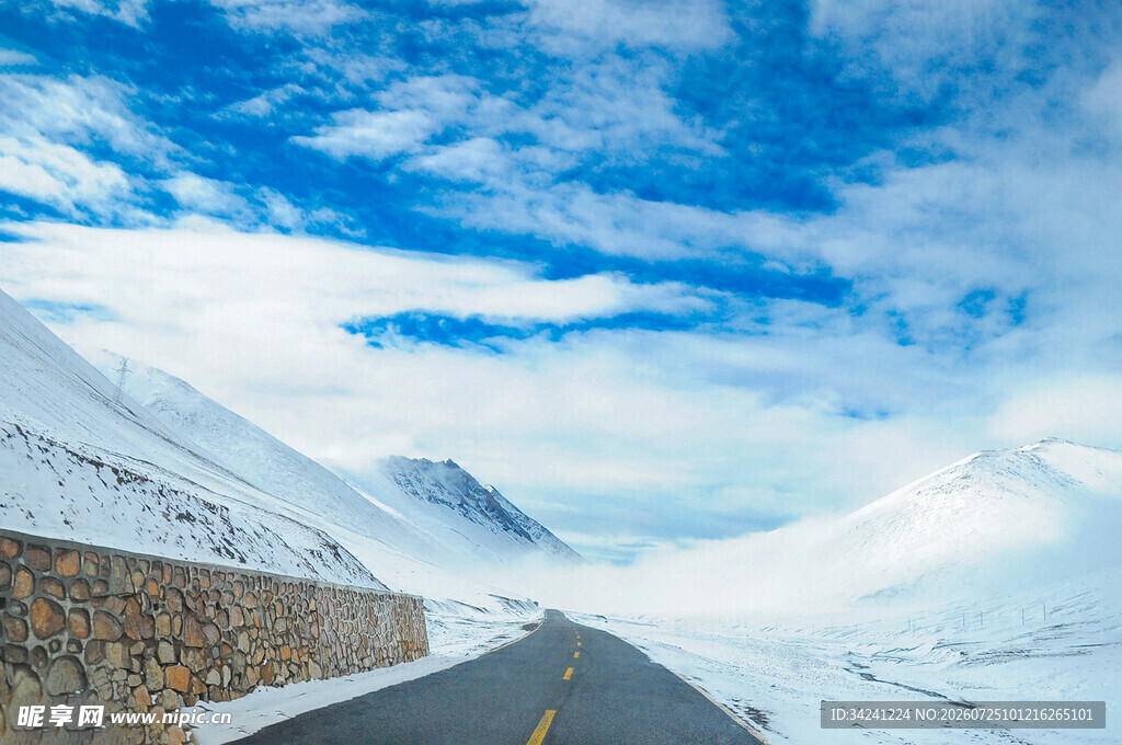 雪山公路美景