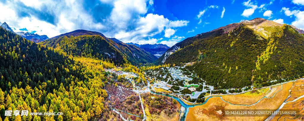 山间美景多彩山谷风光