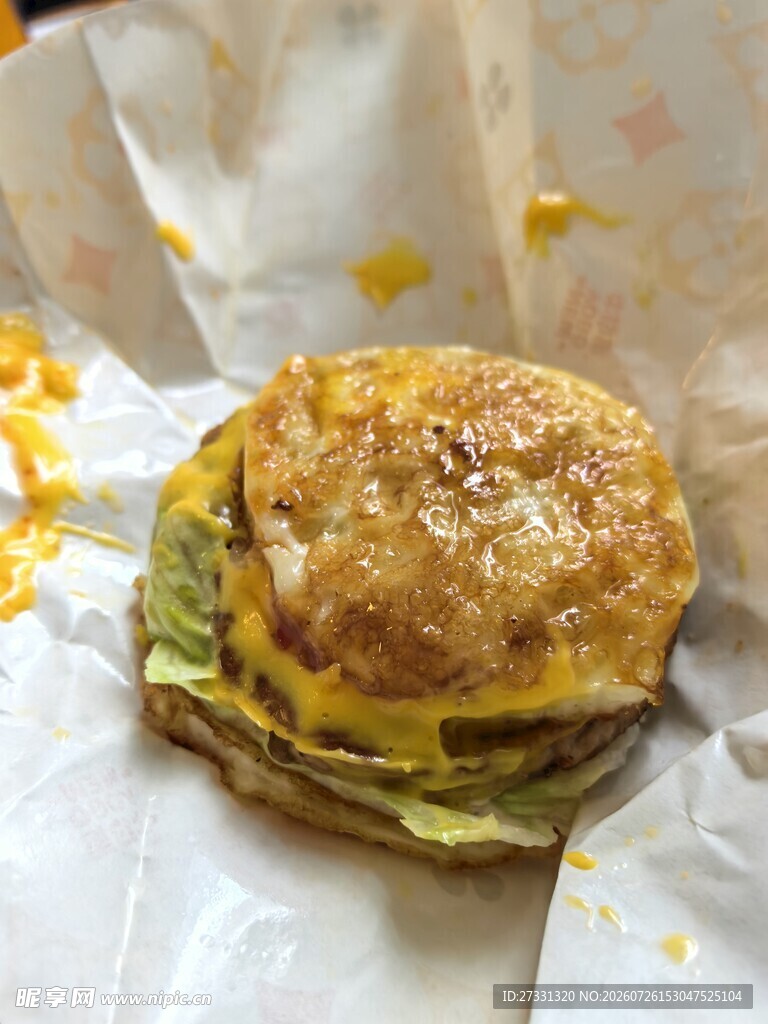 美味多层汉堡