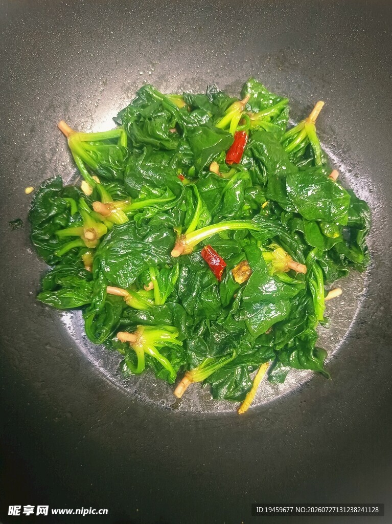 清炒菠菜