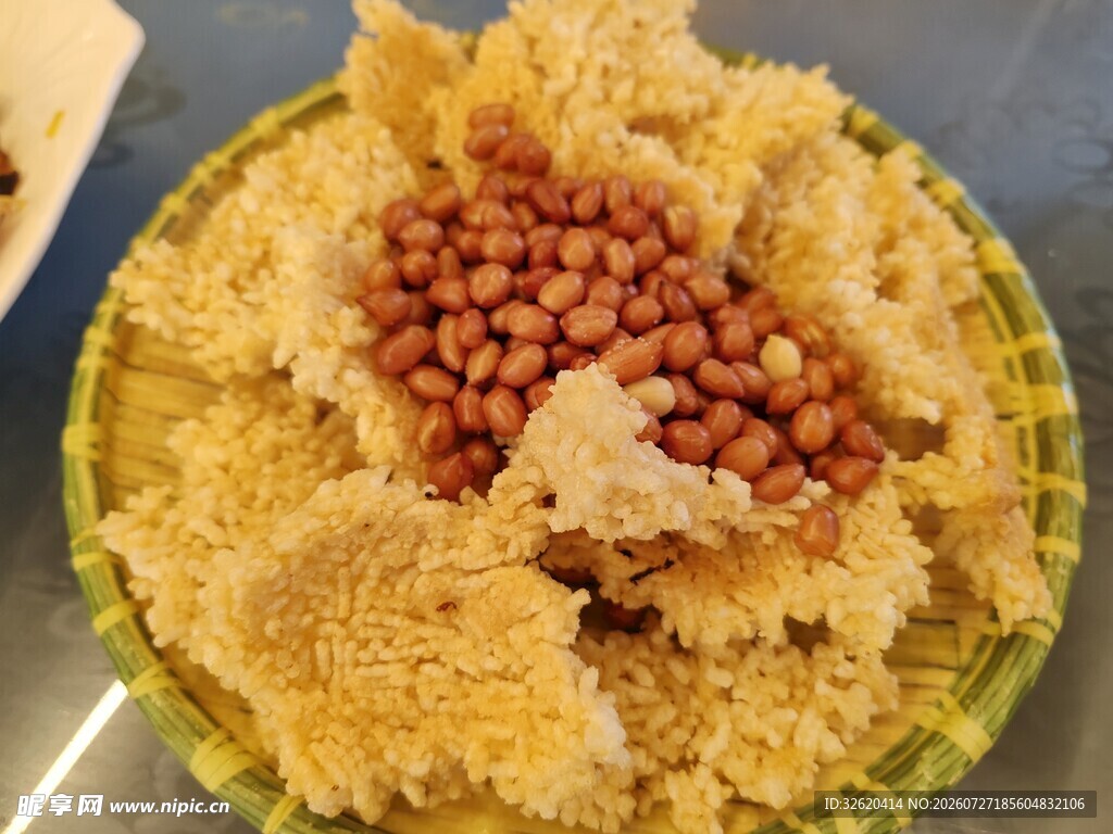 锅巴花生