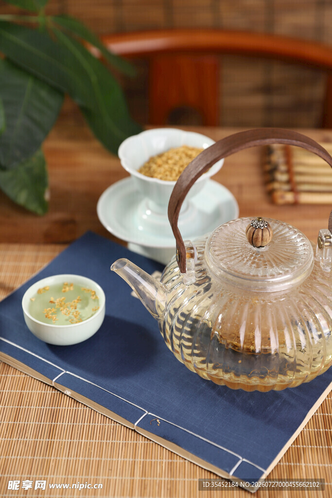 倒茶