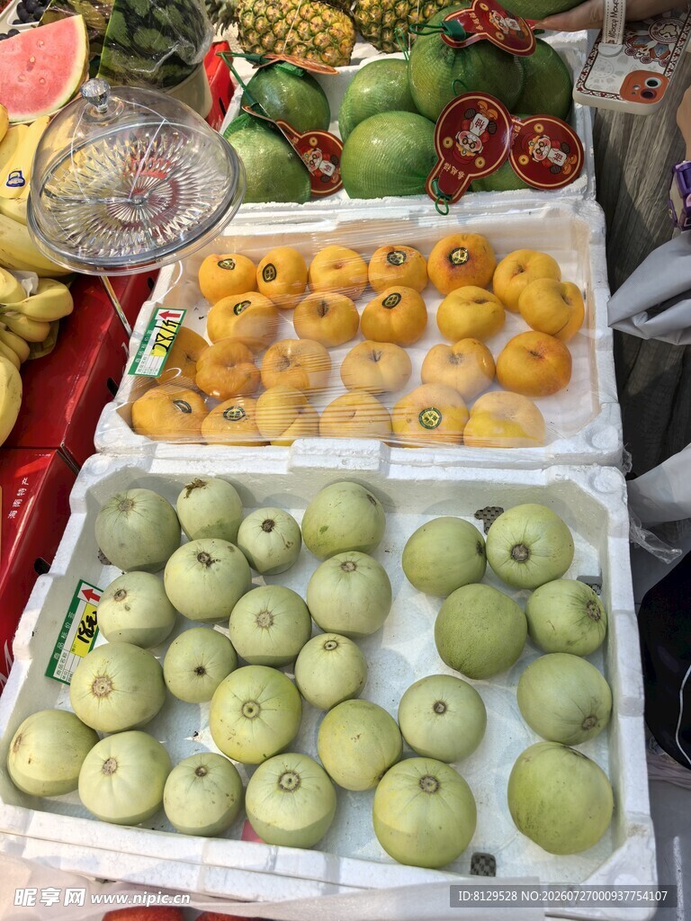 超市的甜瓜