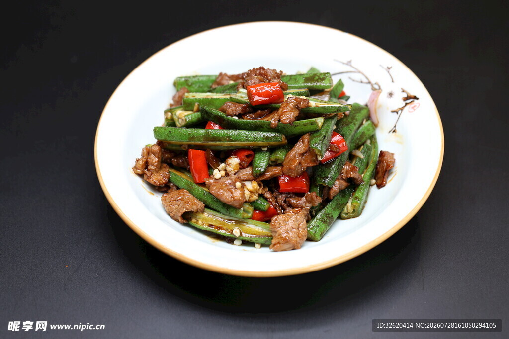秋葵炒肉