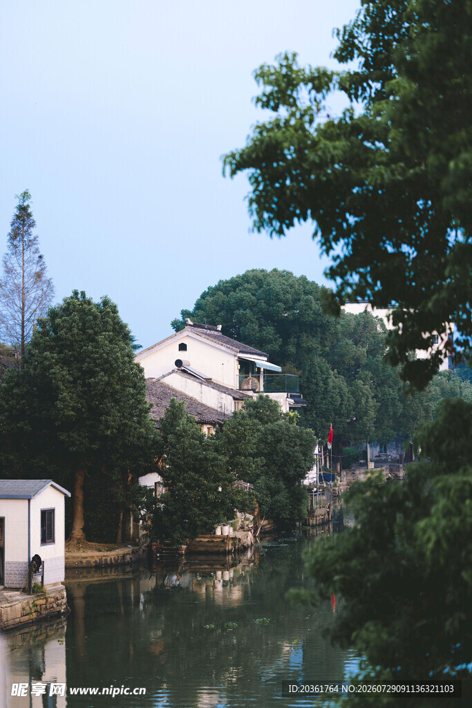 江南水乡风景图