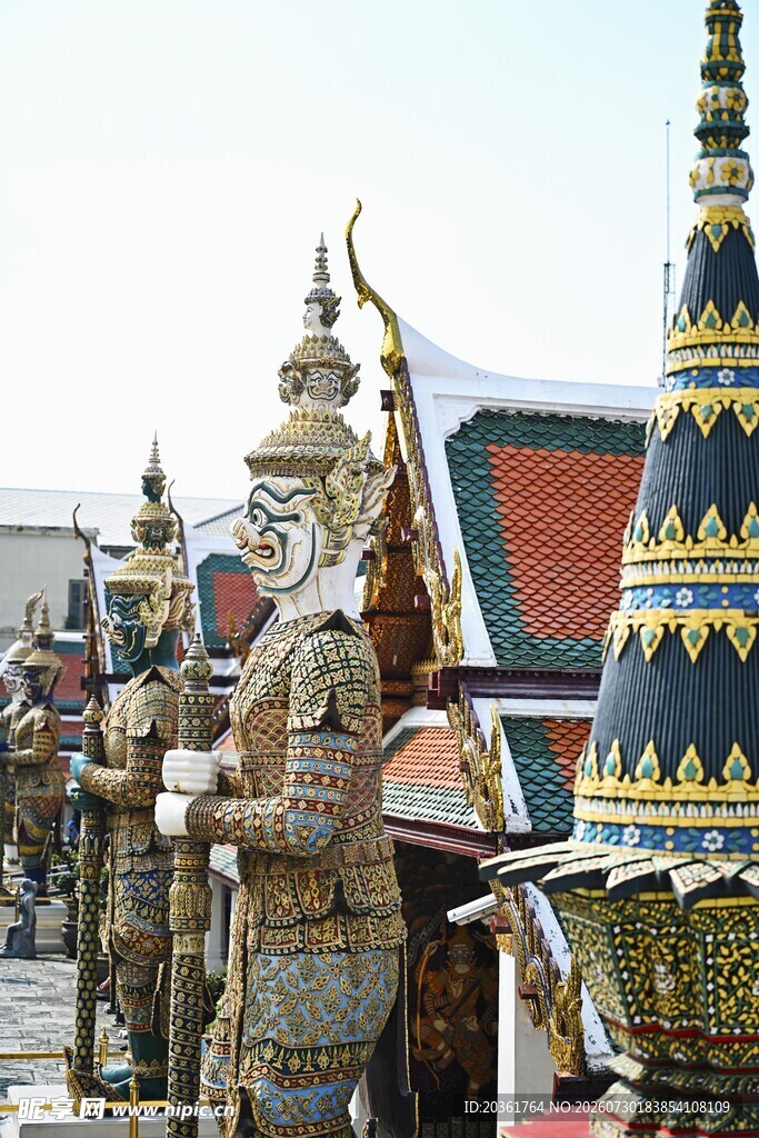 泰国寺庙守护神像