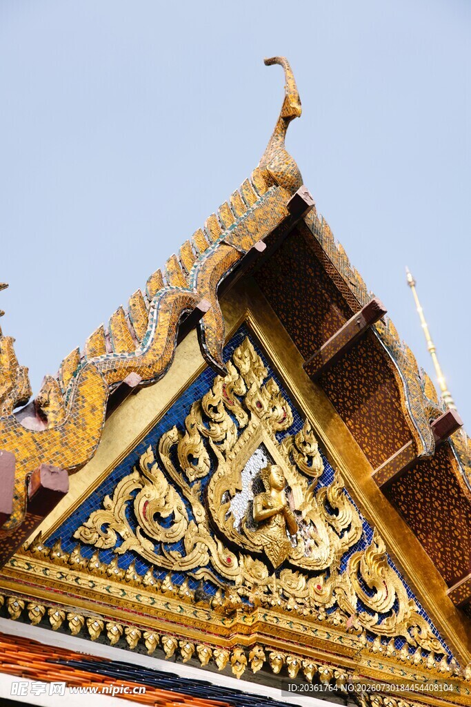 泰国寺庙屋顶精美装饰
