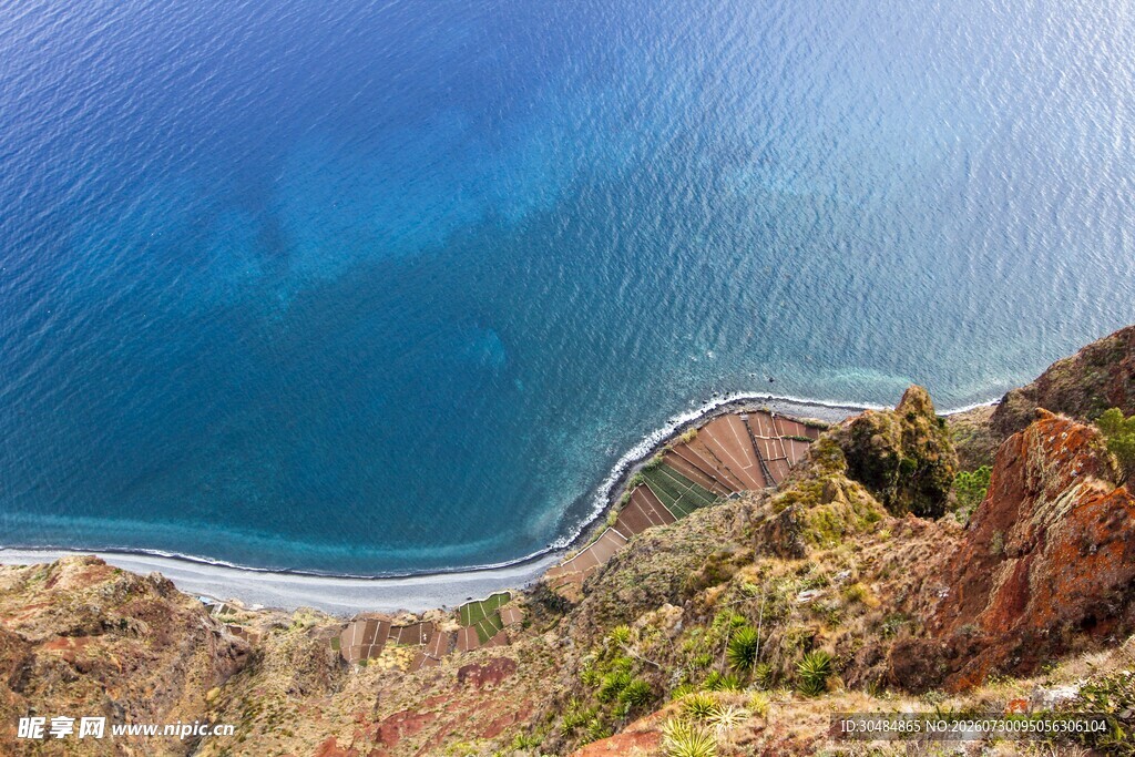 俯瞰山海美景