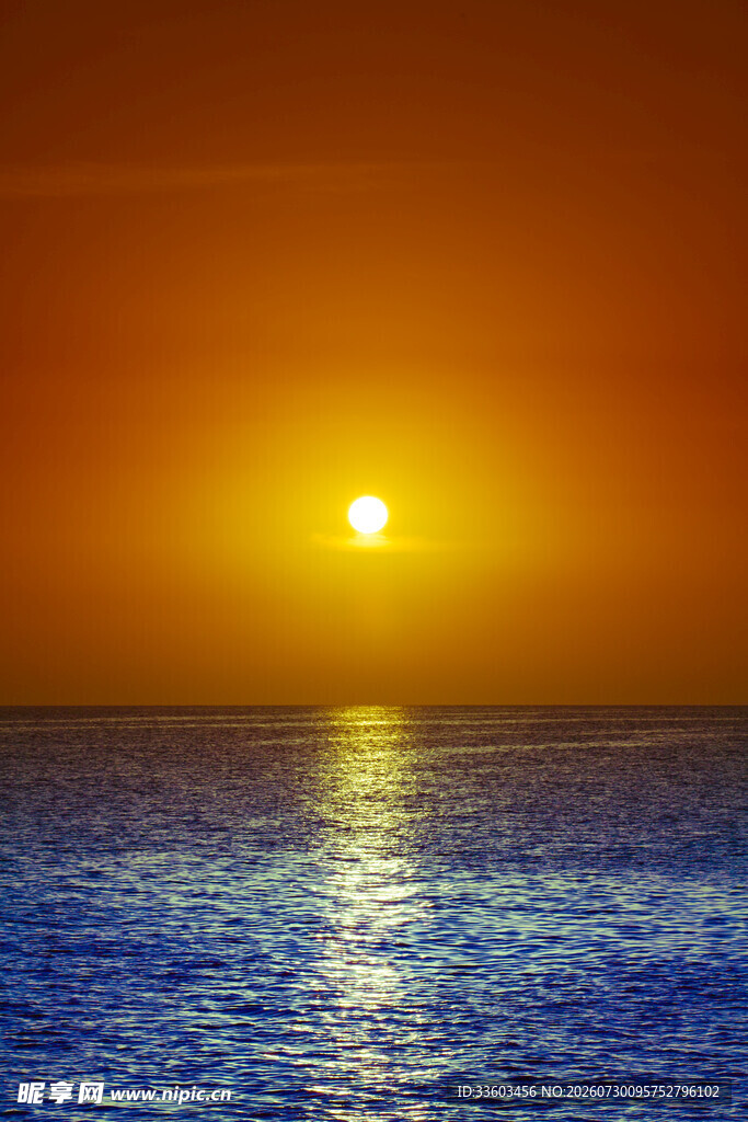 海上落日美景