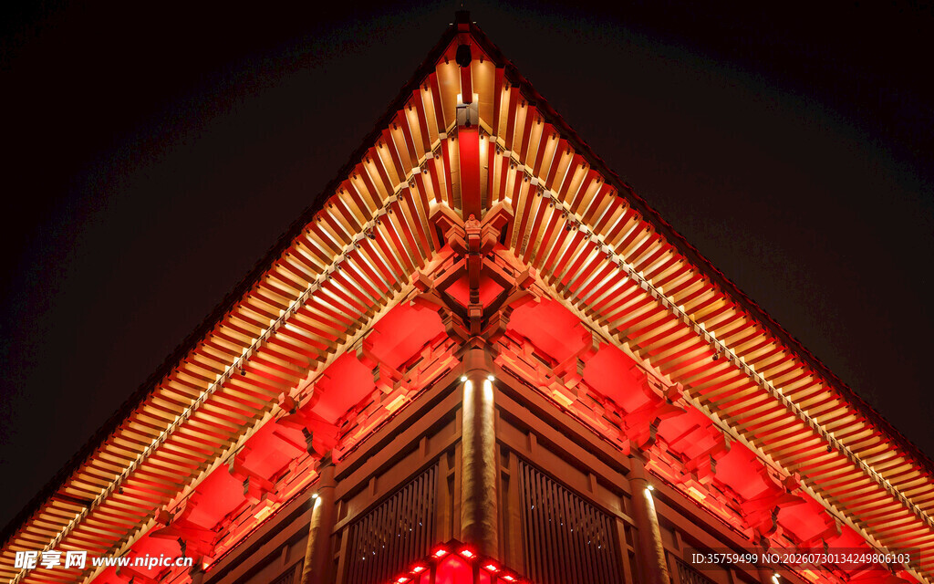 中式古建筑屋檐夜景