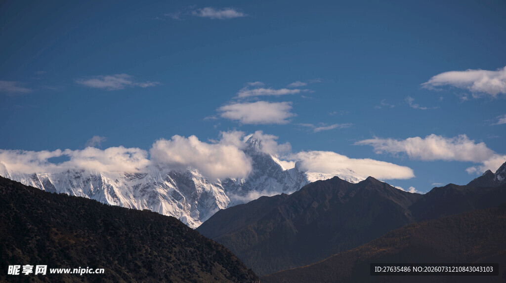 壮丽雪山美景