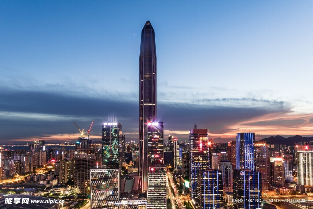 城市天际线夜景风光