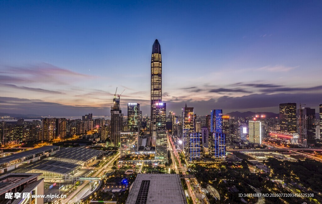 城市天际线夜景璀璨风光