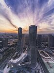 城市天际线的壮丽黄昏景观