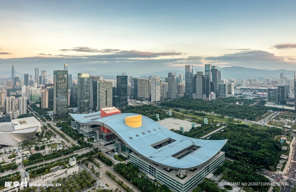 城市天际线与特色建筑景观
