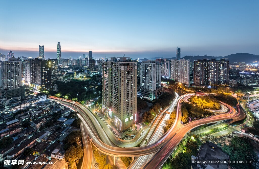 城市高架桥夜景绚丽风光