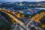 城市夜景俯瞰图