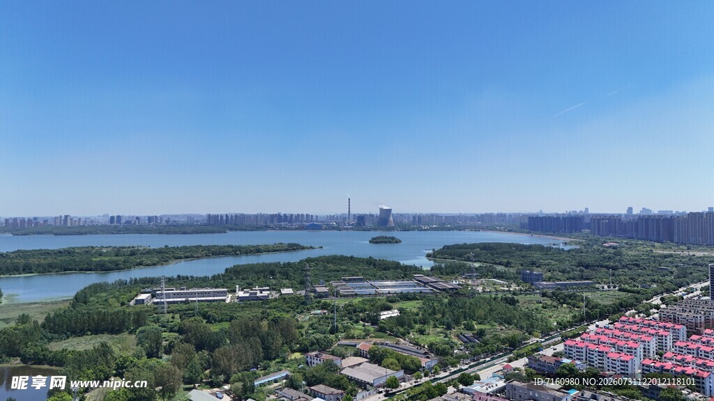 合肥大房郢水库城市河畔风光全景