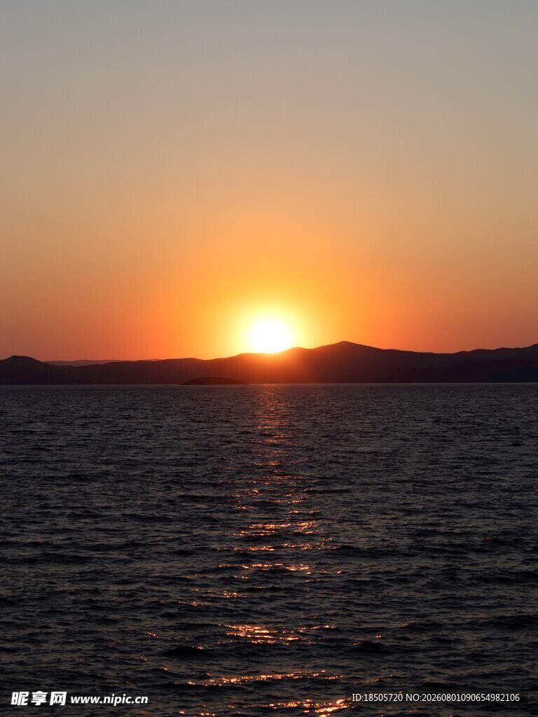 海上日落美景